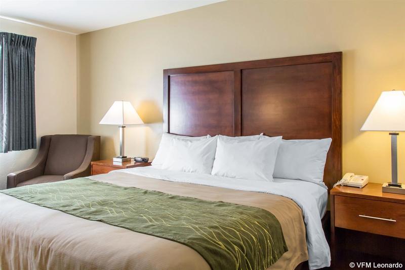 Отель Quality Inn & Suites Vail Valley