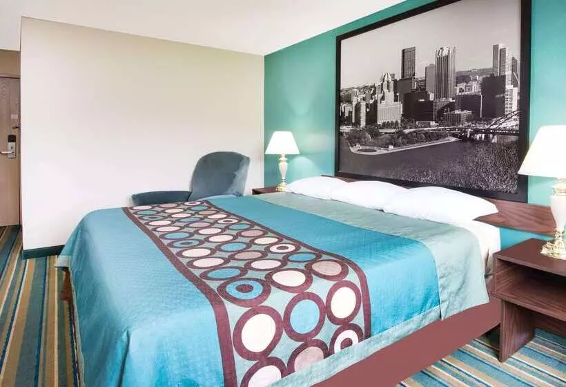 Hotel Super 8 By Wyndham Pittsburgh Pa Airport University Area