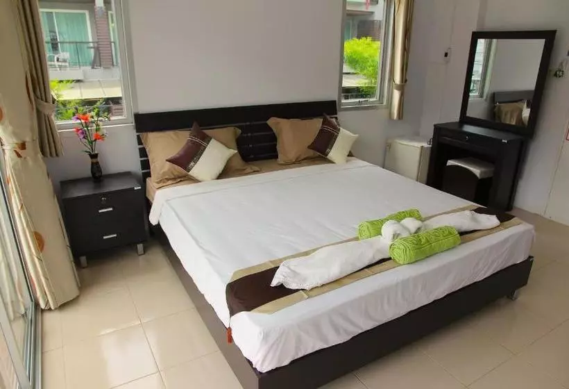 호텔 Swiss Chalet Guesthouse