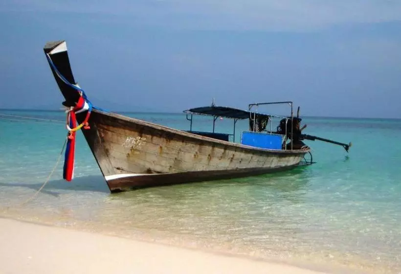 호텔 Swiss Chalet Guesthouse