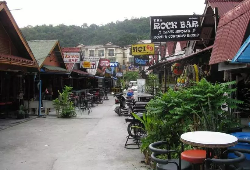 호텔 Swiss Chalet Guesthouse