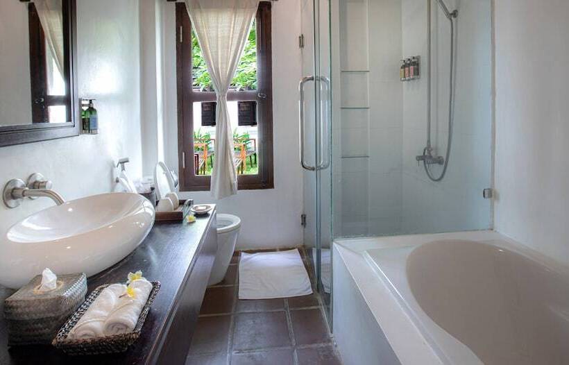 هتل Victoria Xiengthong Palace