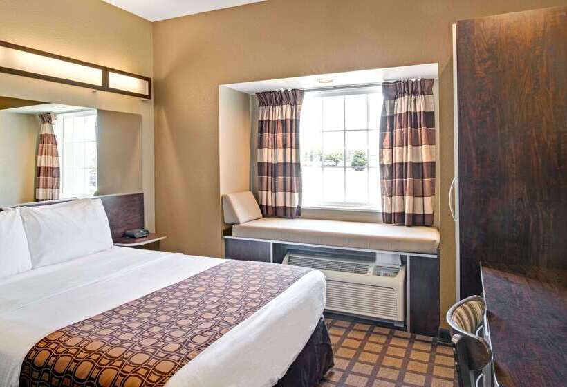 Microtel Inn & Suites By Wyndham Bluffs