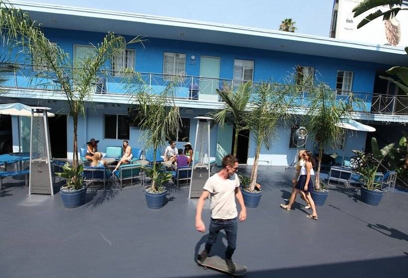 Banana Bungalow Hollywood Hotel & Hostel