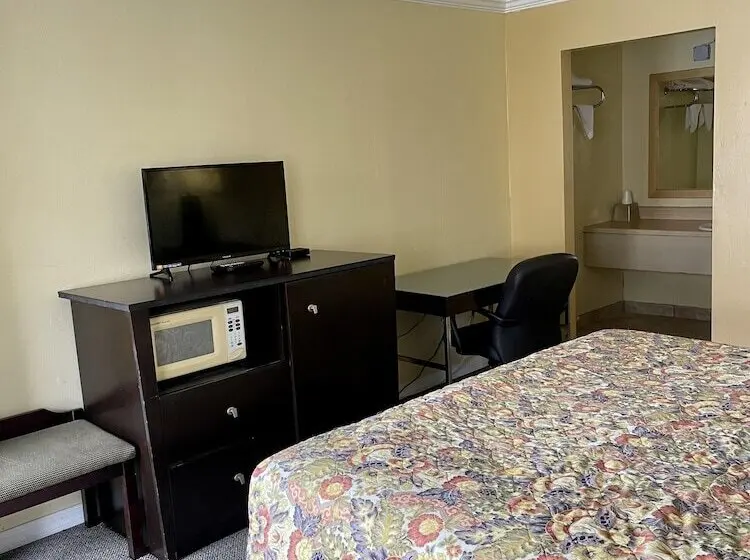 Economy Motel