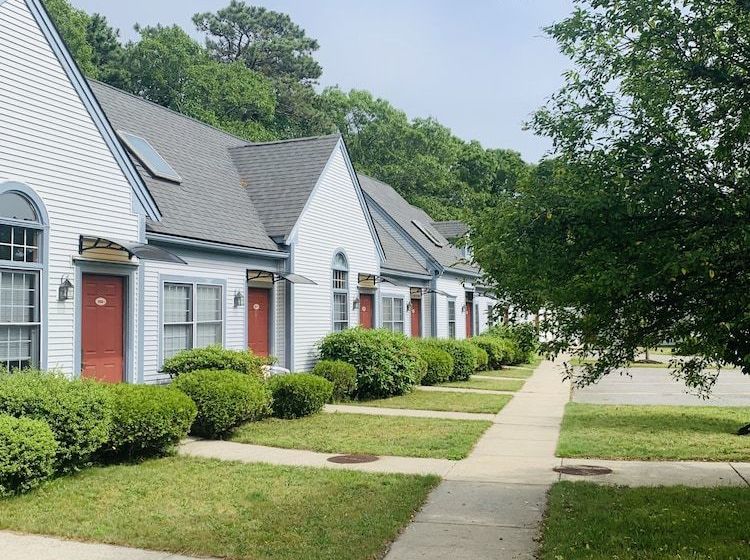 فندق Brentwood Motor Inn