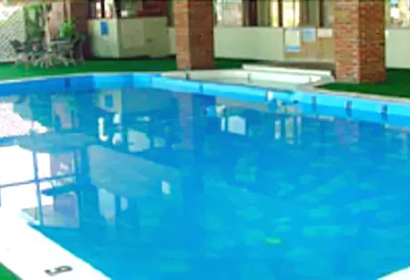 فندق Brentwood Motor Inn