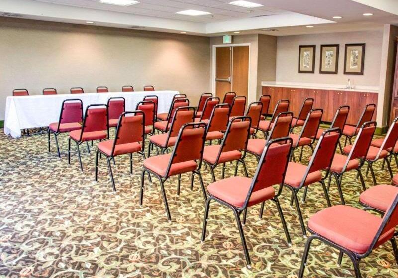 Отель Comfort Suites Gadsden Attalla