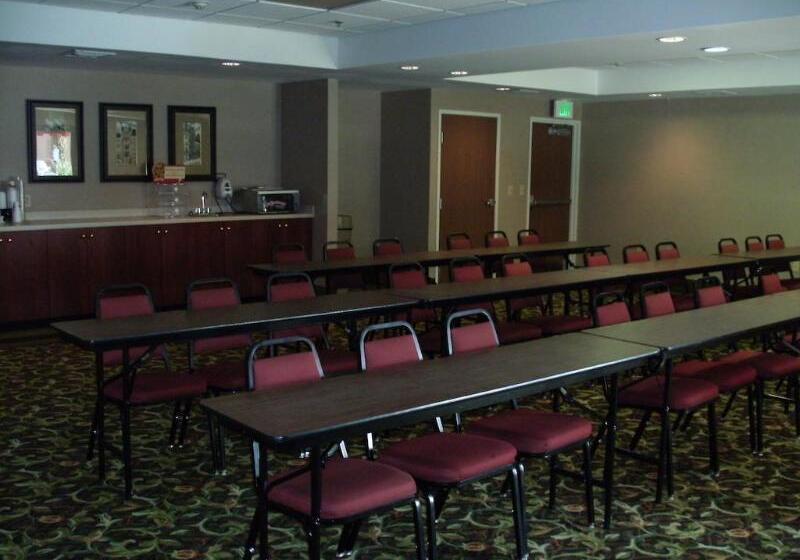 Отель Comfort Suites Gadsden Attalla