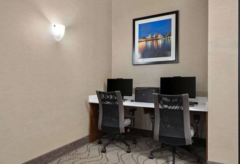 فندق Comfort Suites Hummelstown  Hershey