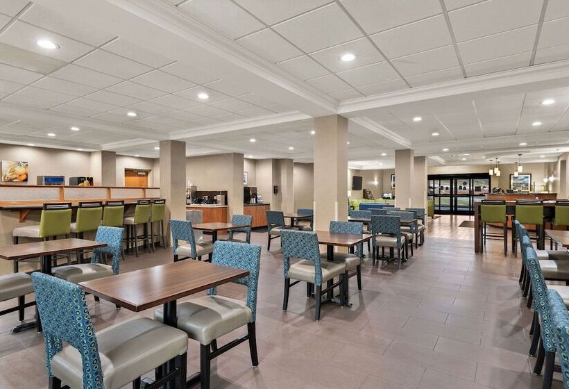 فندق Comfort Suites Hummelstown  Hershey