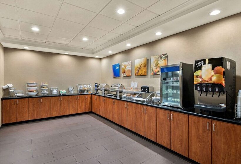 فندق Comfort Suites Hummelstown  Hershey