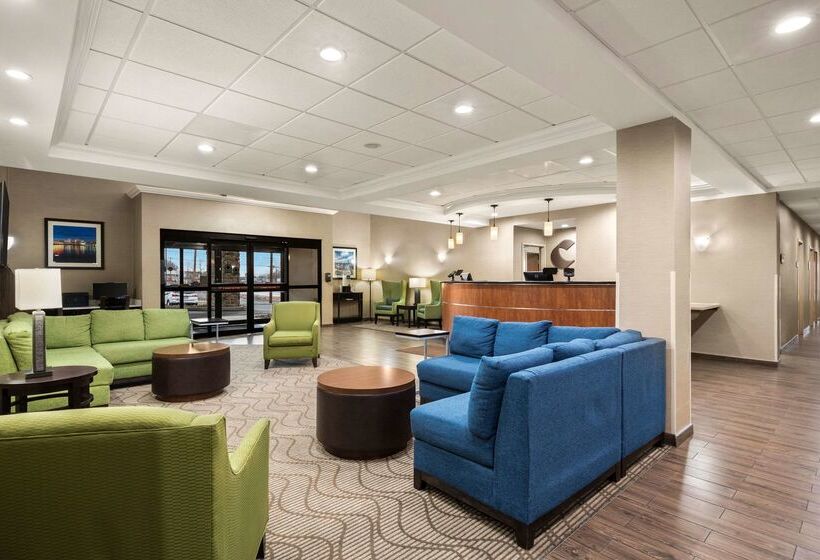فندق Comfort Suites Hummelstown  Hershey