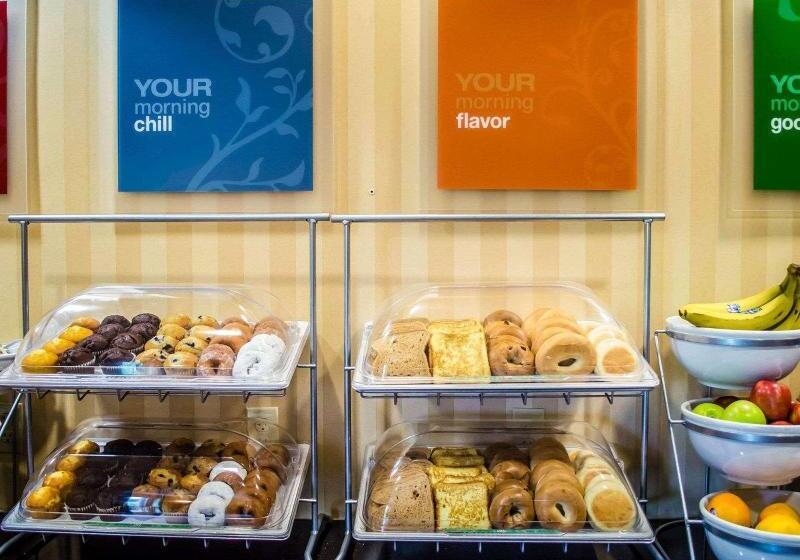 فندق Comfort Suites Hummelstown  Hershey