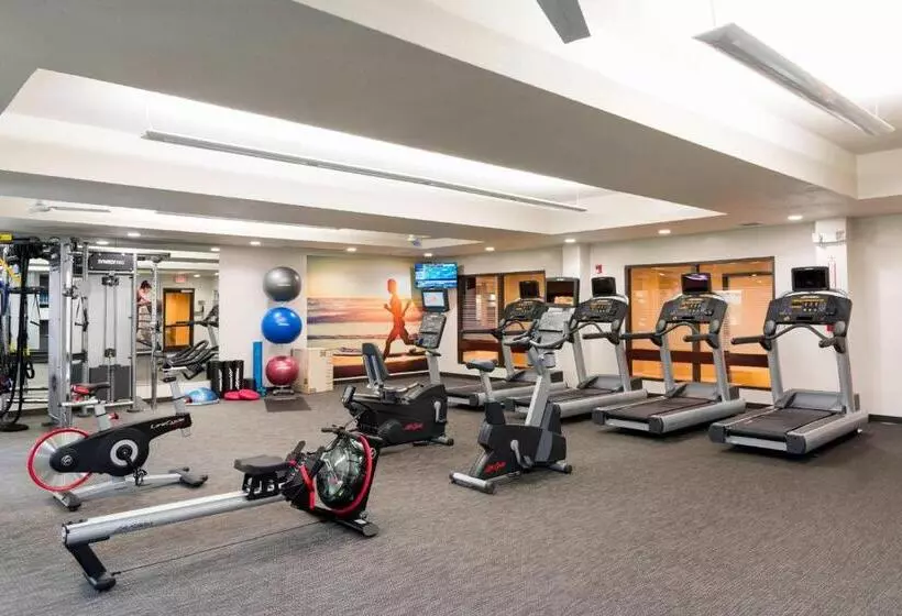 בית מלון כפרי Courtyard By Marriott Livermore