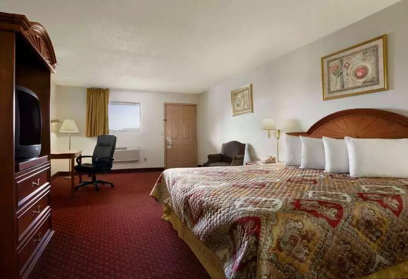 호텔 Days Inn By Wyndham Huntington