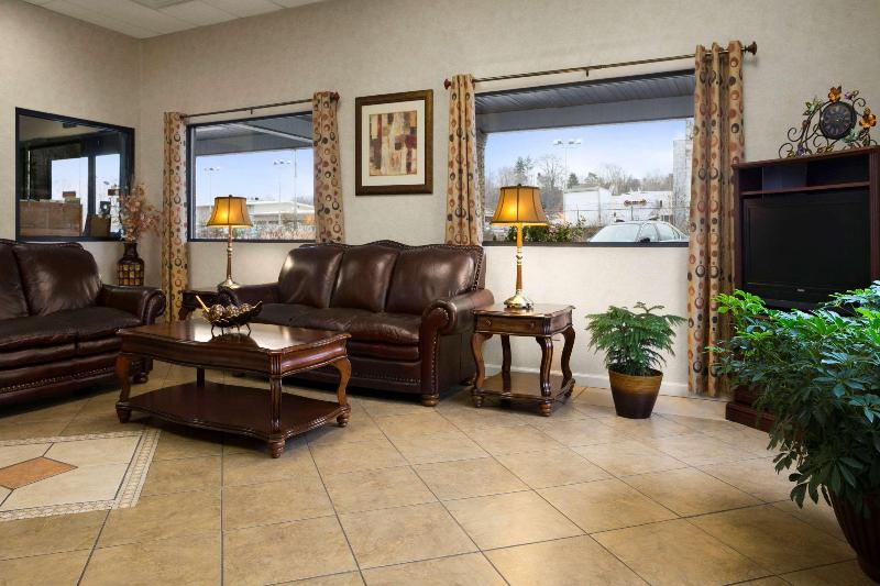 فندق Days Inn By Wyndham Huntington