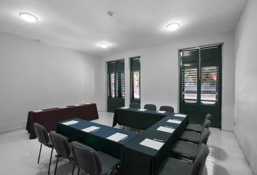 בית מלון כפרי Exe Cities Reforma