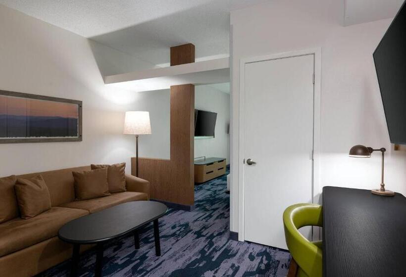 Отель Fairfield Inn & Suites By Marriott Atlanta Stonecrest