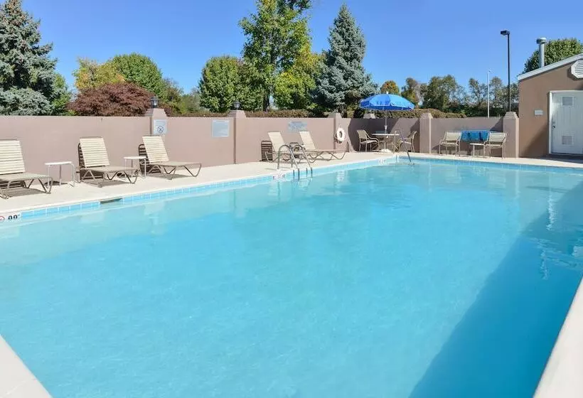 فندق Fairfield Inn & Suites By Marriott Lexington Georgetown/college Inn