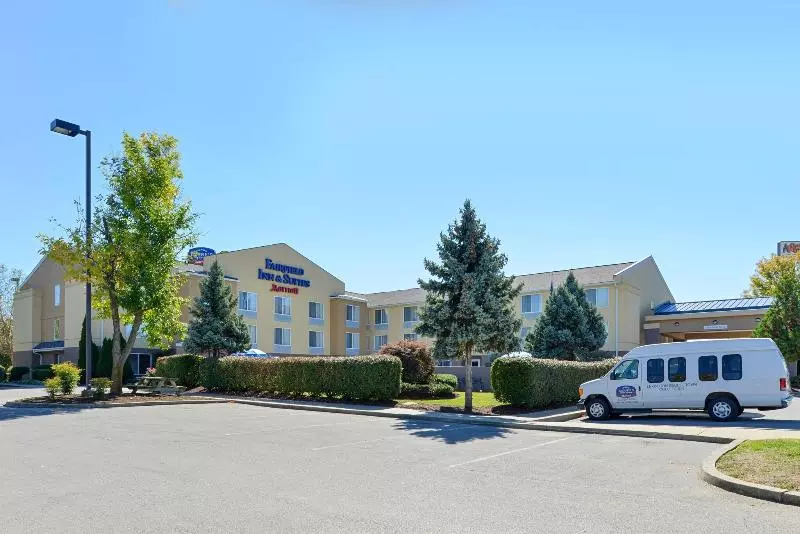 فندق Fairfield Inn & Suites By Marriott Lexington Georgetown/college Inn