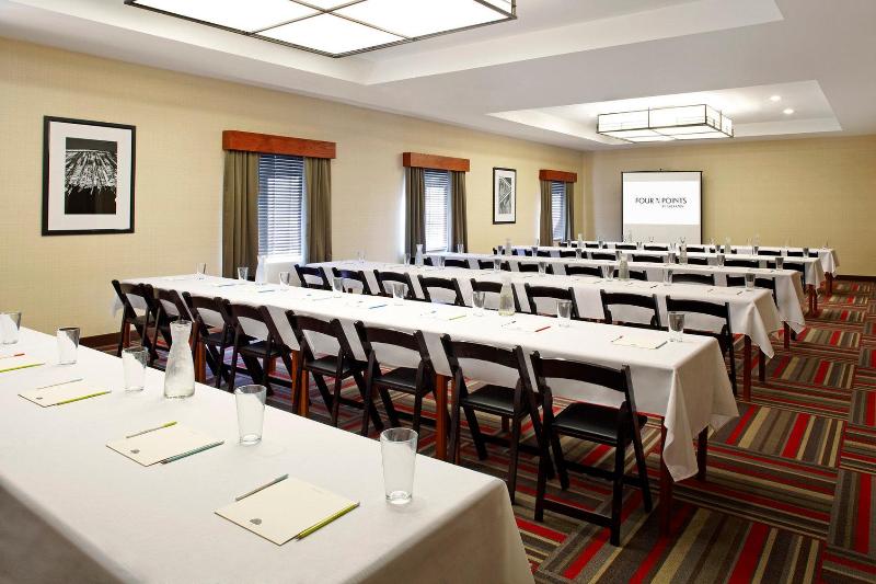 هتل Four Points By Sheraton Houston Hobby Airport