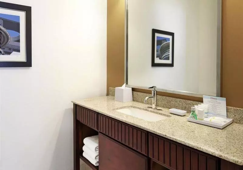 בית מלון כפרי Four Points By Sheraton Houston Hobby Airport