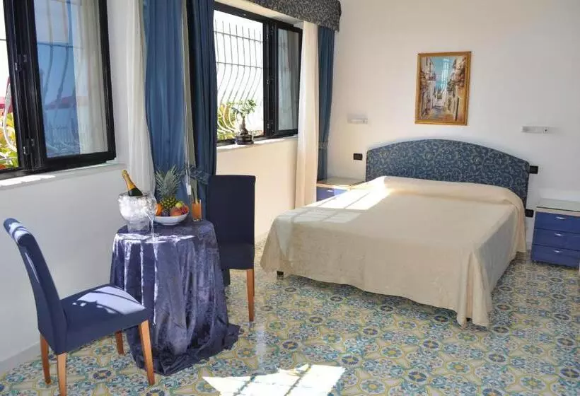 Grand Hotel La Playa