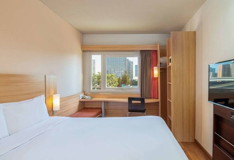 فندق Ibis Santiago Estacion Central