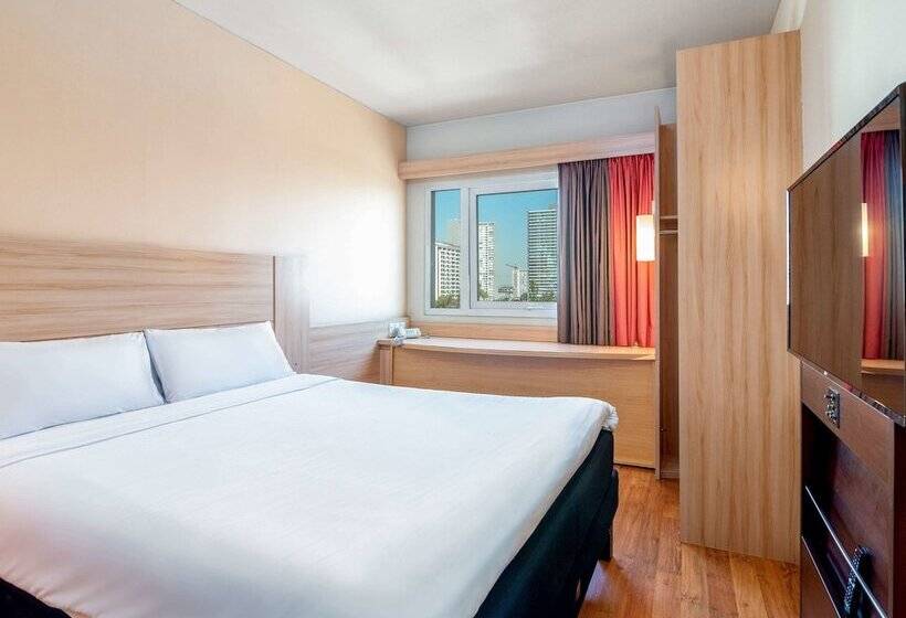 فندق Ibis Santiago Estacion Central