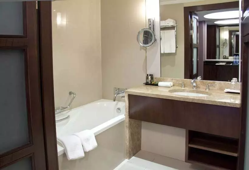 호텔 Kharkiv Palace