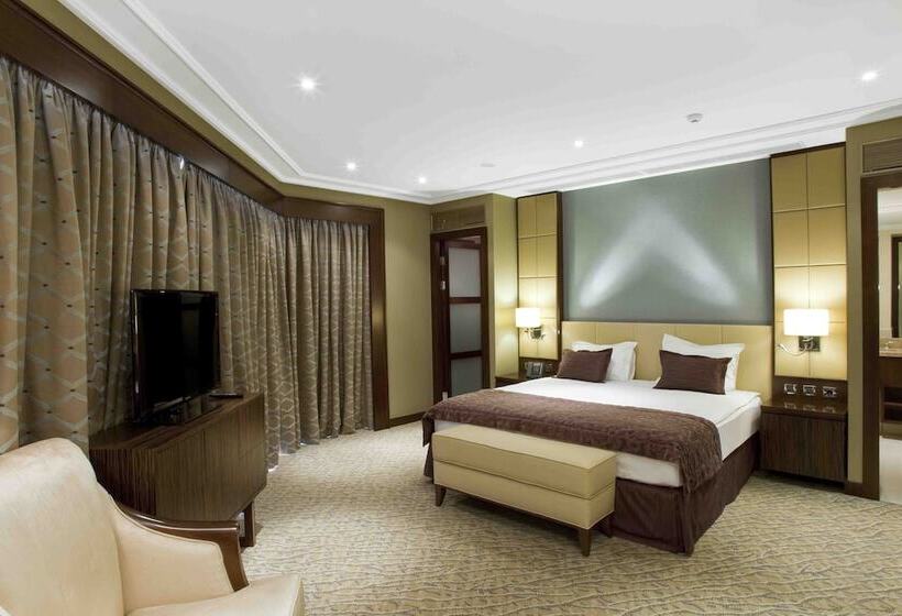 فندق Kharkiv Palace