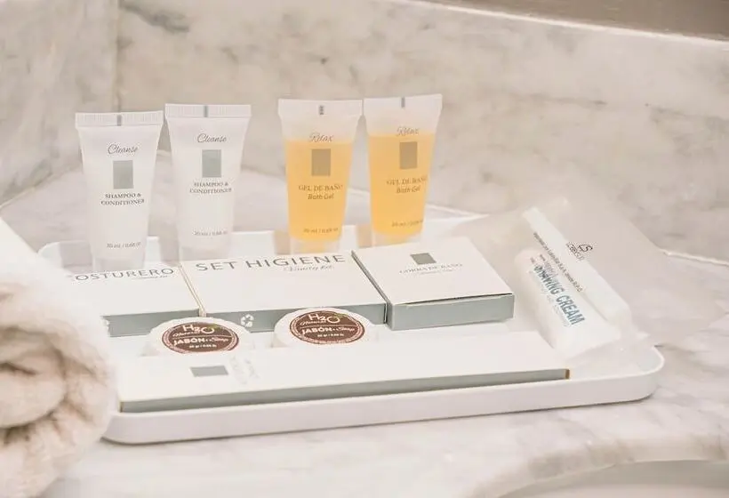 هتل Nobile Inn Santiago