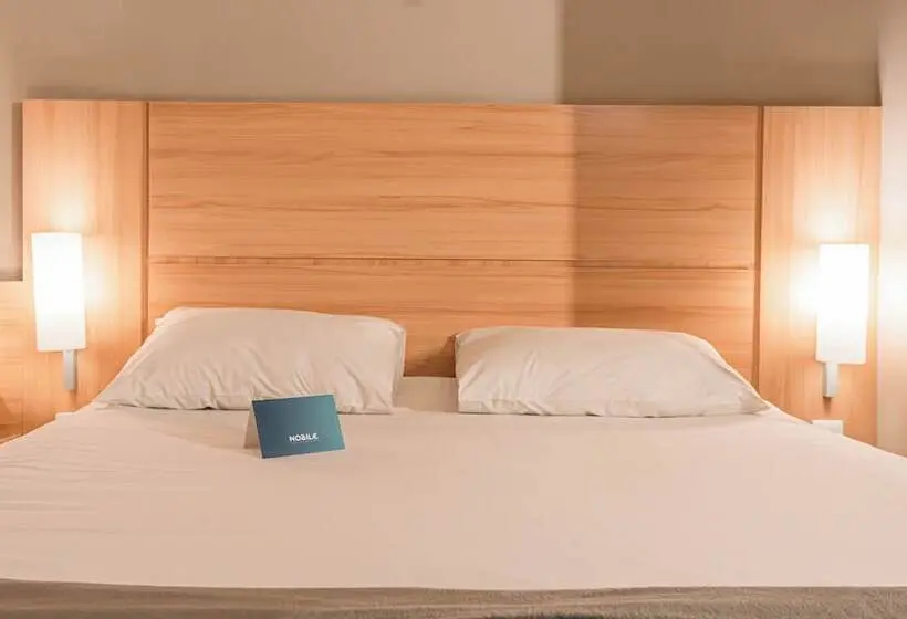 هتل Nobile Inn Santiago