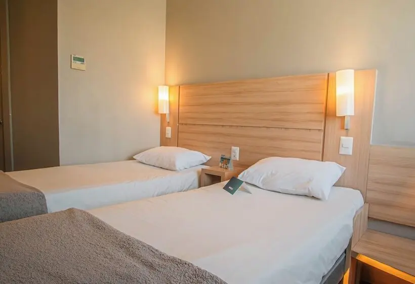 هتل Nobile Inn Santiago