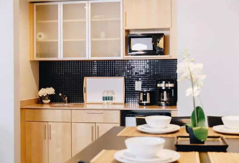 호텔 Ocean Reef Suites