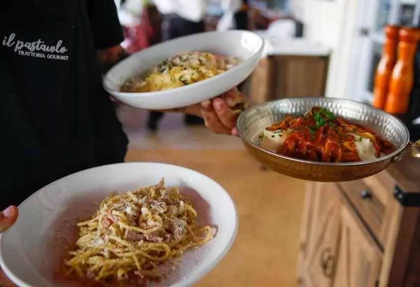 호텔 Ocean Reef Suites