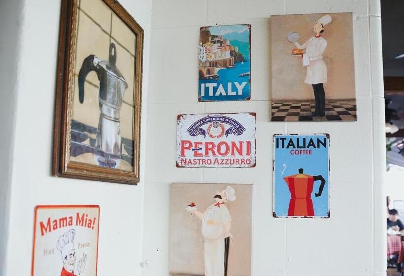 هتل Ocean Reef Suites