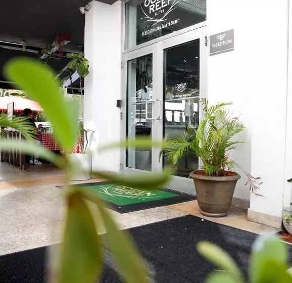 호텔 Ocean Reef Suites