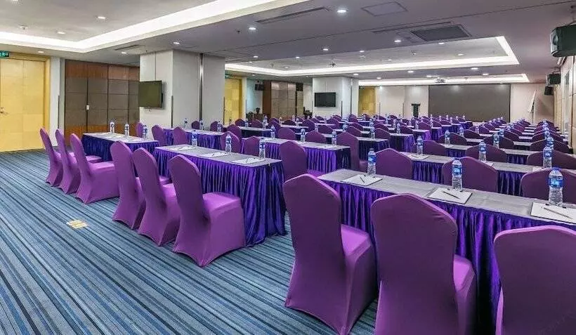 The Bauhinia Hotel Shenzhen