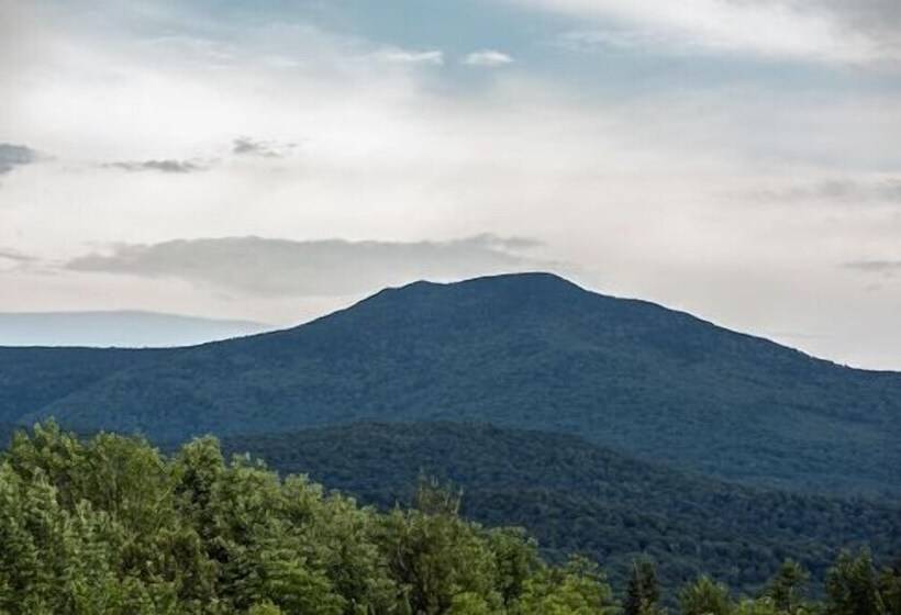 בית מלון כפרי The Vermont Inn