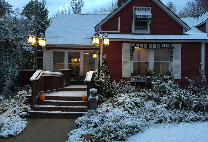 בית מלון כפרי The Vermont Inn