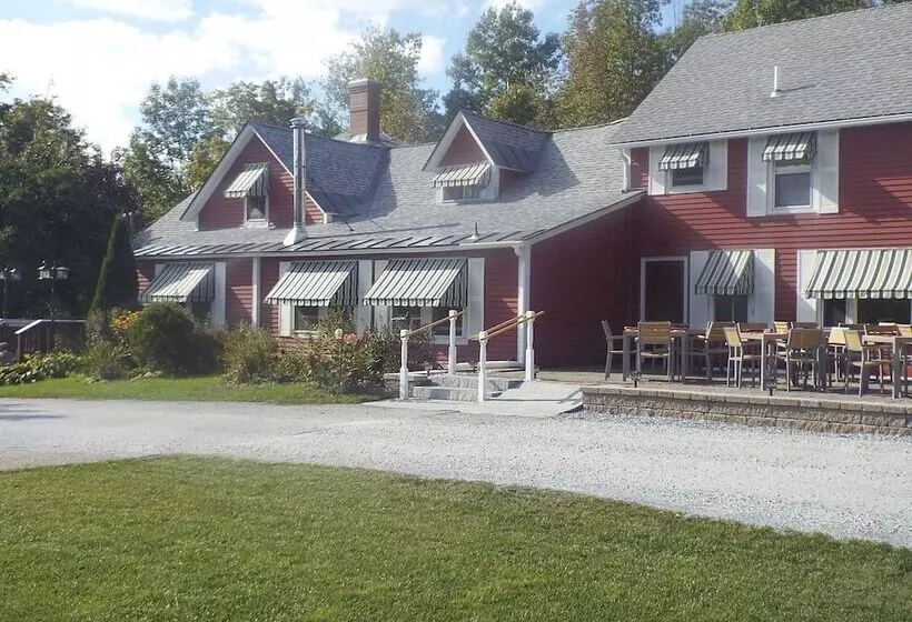 酒店 The Vermont Inn