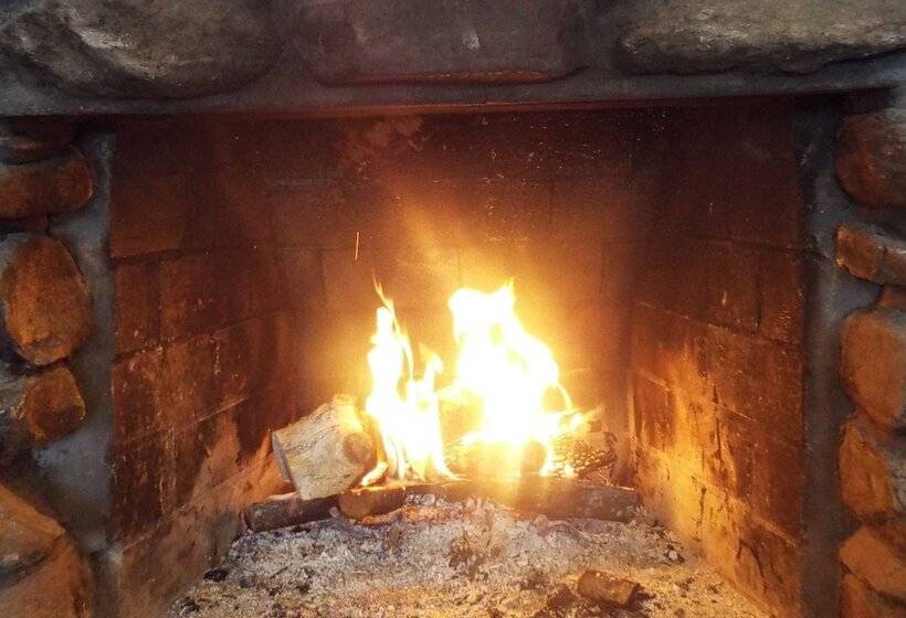 בית מלון כפרי The Vermont Inn