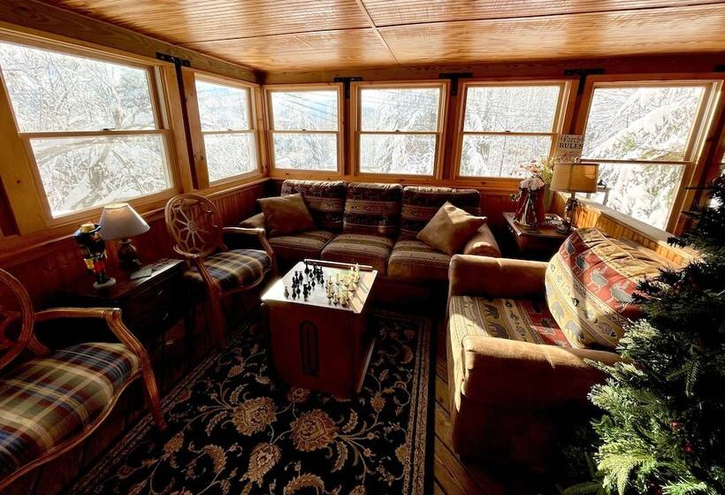 בית מלון כפרי The Vermont Inn