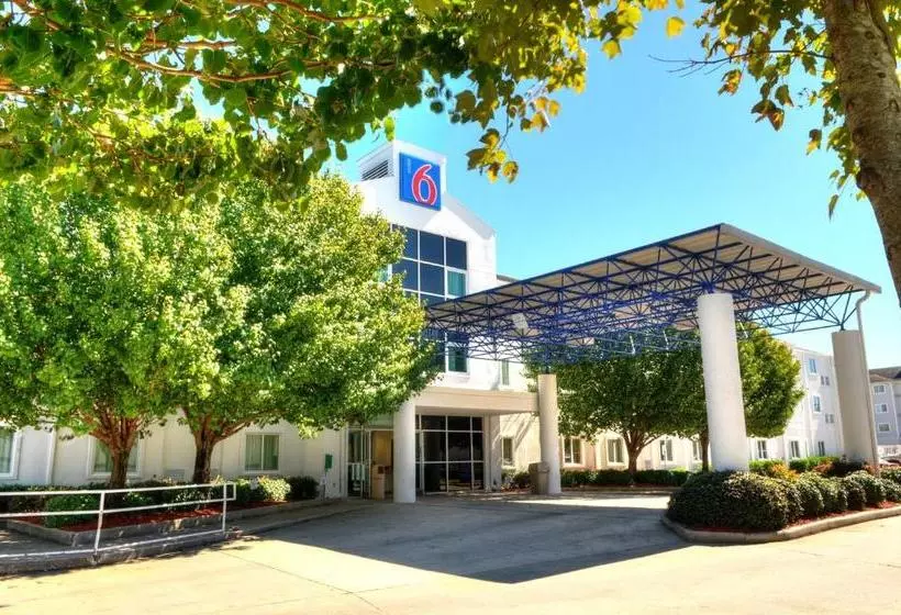 Motel 6new Orleans, La