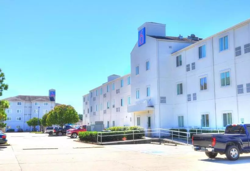 Motel 6new Orleans, La
