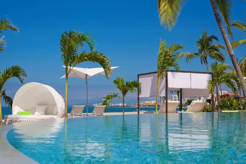 Resort Otel Krystal Grand Puerto Vallarta