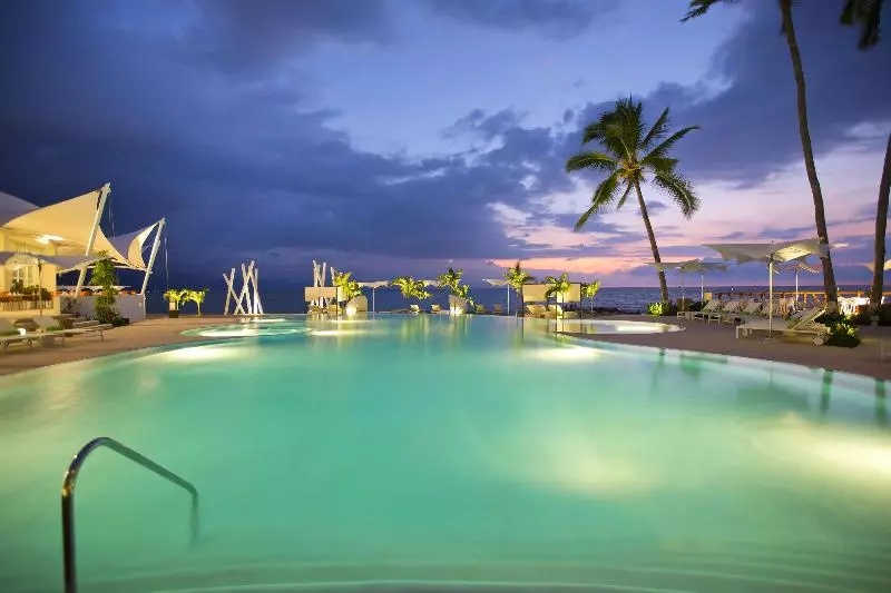 Resort Otel Krystal Grand Puerto Vallarta