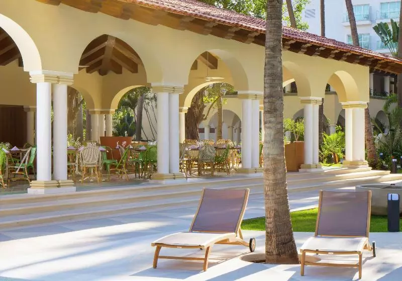 Resort Otel Krystal Grand Puerto Vallarta